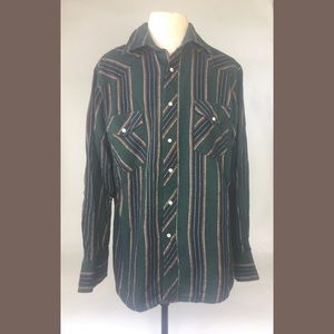 Wrangler Button Down Pearl Snap Cotton Shirt